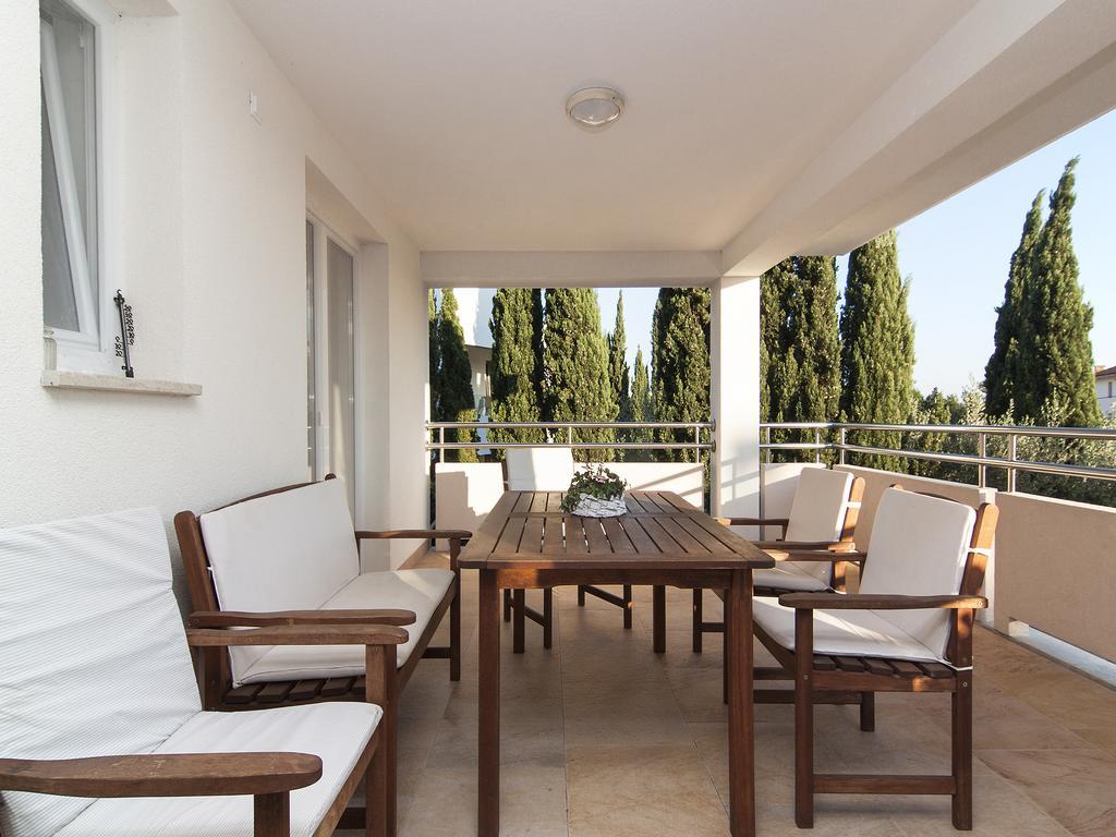 Apartments Ceja Near Sea Medulin Extérieur photo
