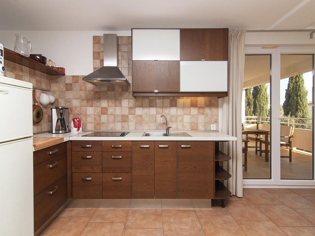 Apartments Ceja Near Sea Medulin Chambre photo