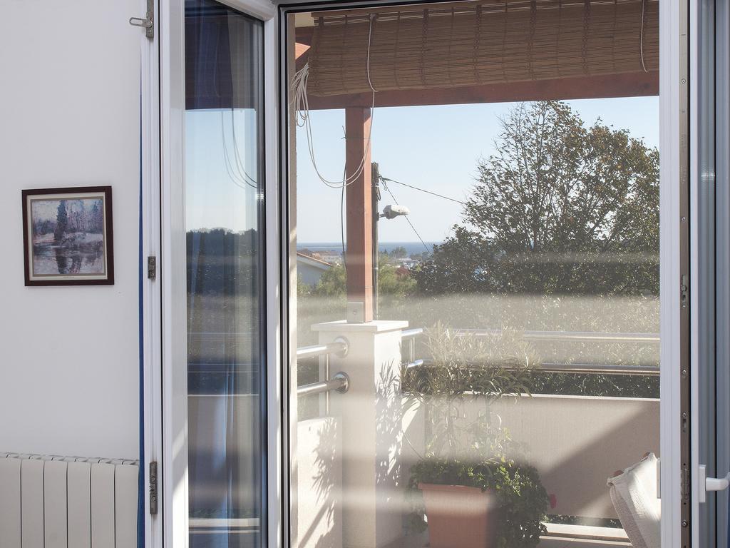 Apartments Ceja Near Sea Medulin Chambre photo