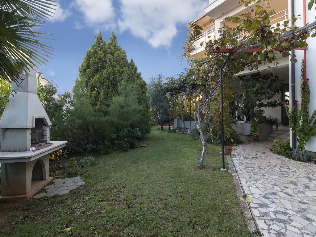 Apartments Ceja Near Sea Medulin Extérieur photo