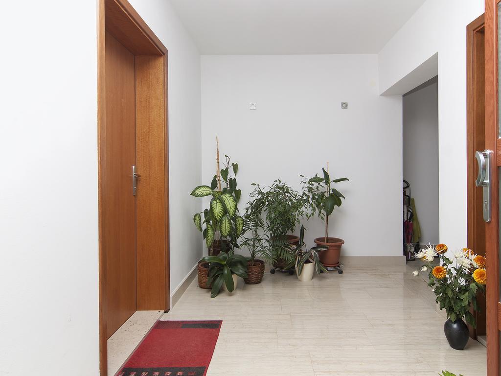 Apartments Ceja Near Sea Medulin Chambre photo