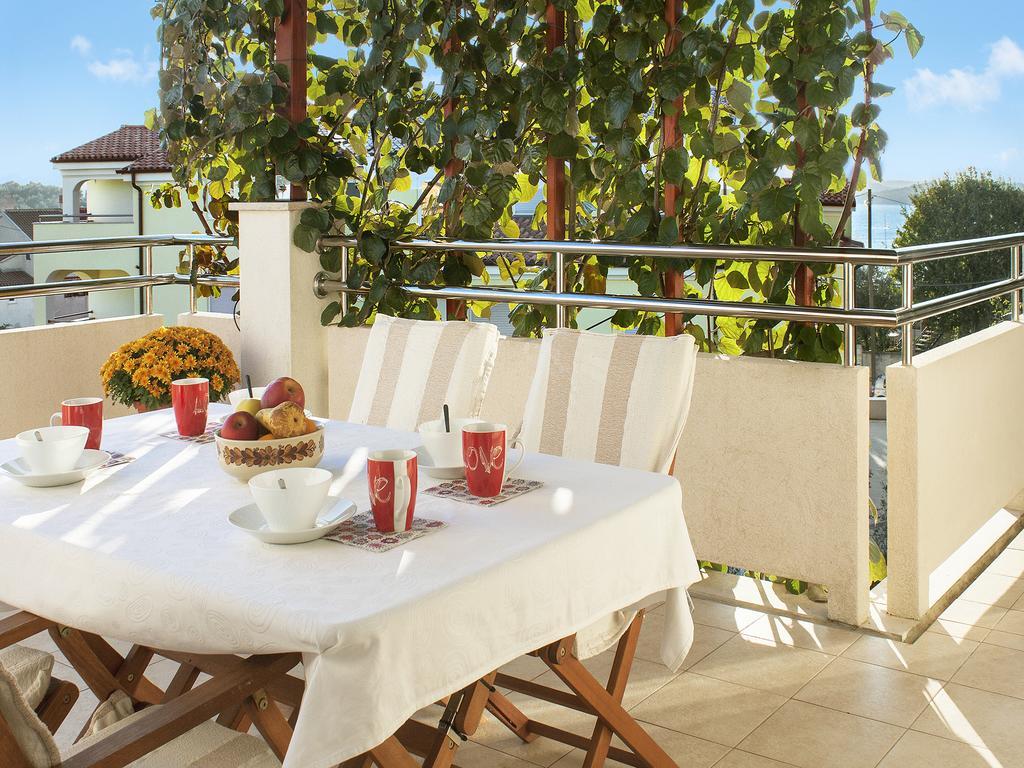 Apartments Ceja Near Sea Medulin Extérieur photo