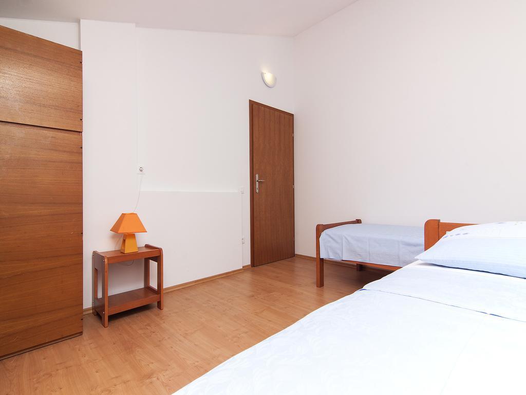Apartments Ceja Near Sea Medulin Extérieur photo
