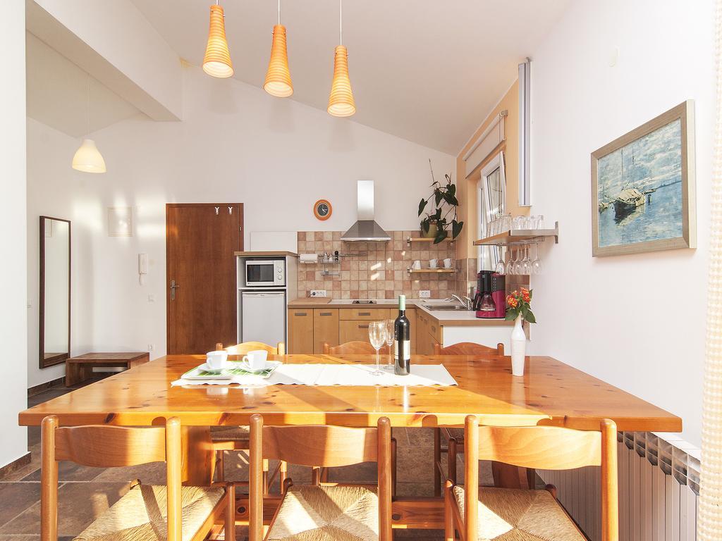 Apartments Ceja Near Sea Medulin Extérieur photo